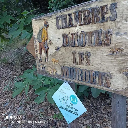 Bed & Breakfast D'hotes Les Jourdets A L'abri De L'oree